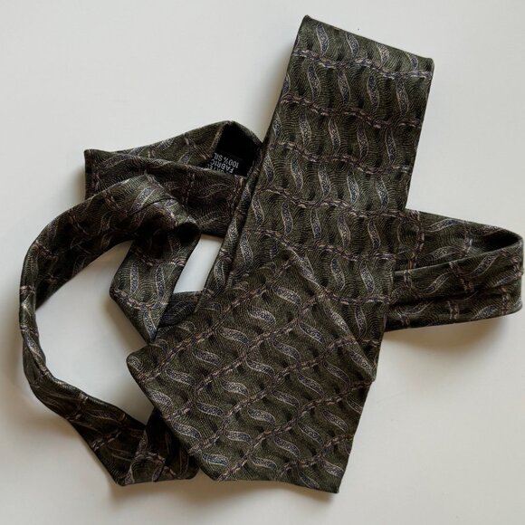Geoffrey Beene Silk Tie - Picture 2 of 4